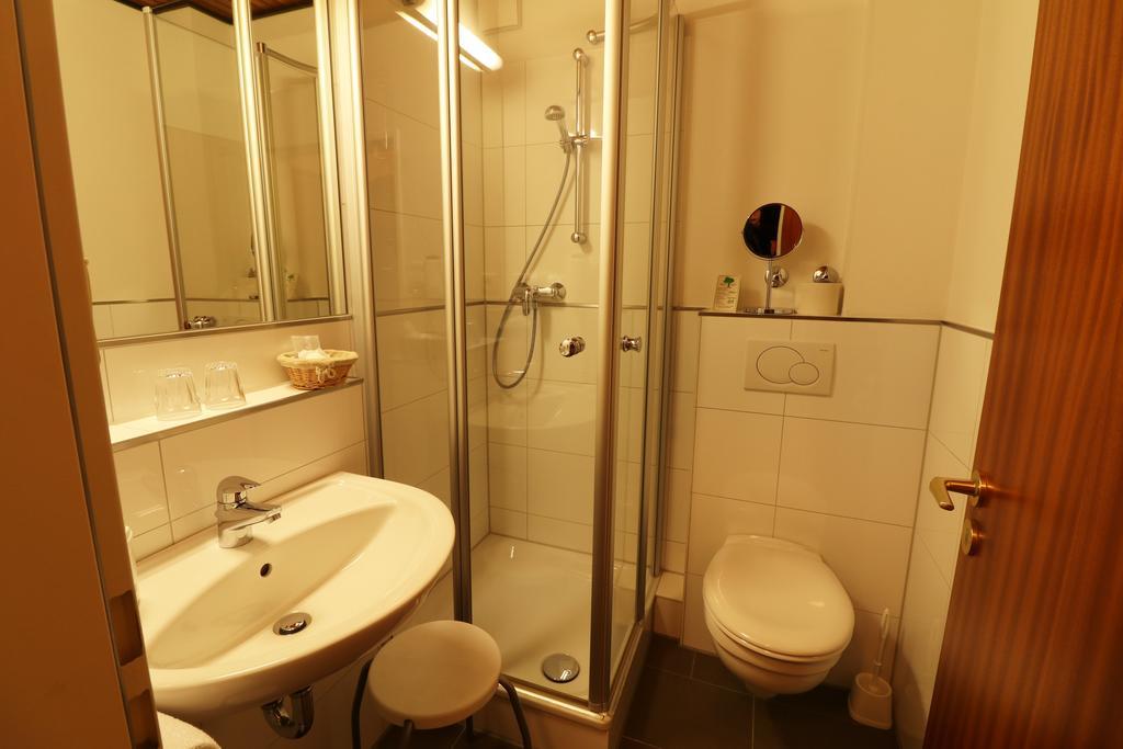 Hotel Central Zeven Extérieur photo