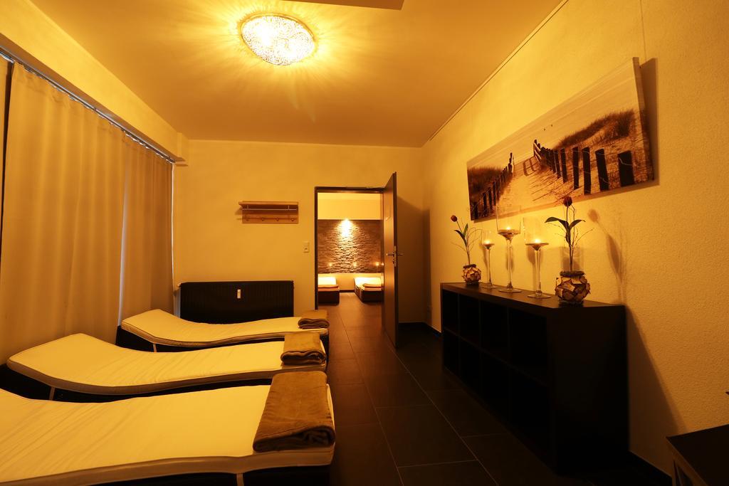 Hotel Central Zeven Extérieur photo