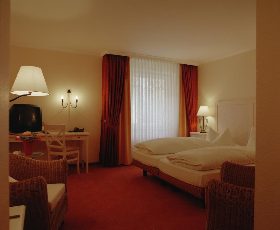 Hotel Central Zeven Extérieur photo